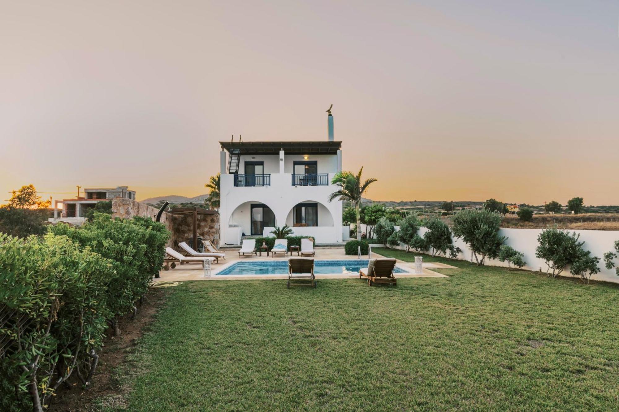 Villa Deep Blue Lakhania Esterno foto