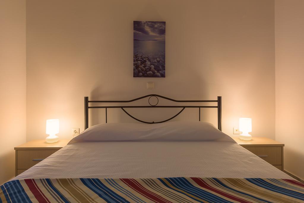 Villa Deep Blue Lakhania Esterno foto